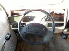 E-414 1996 34' Tiffin Allegro Bay Motor Home