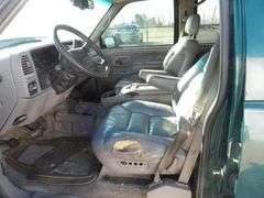 E-297 1996 Chevy Suburban