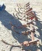 E-1037  3-Point Chisel Plow