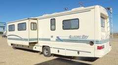 E-414 1996 34' Tiffin Allegro Bay Motor Home