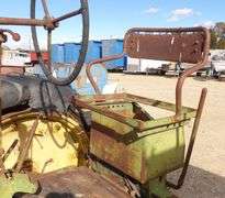 E-1051 1951 John Deere G Tractor