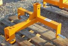 E-302  3-Point Receiver Hitch