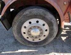 E-1188 1986 Freightliner Truck