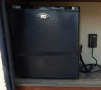 E-385 2014 North Trail Travel Trailer