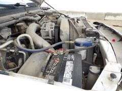 E-173 2004 Ford F-250 Extended Cab Flatbed Pickup