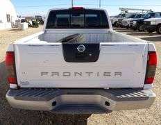 E-1039  2004 Nissan Pickup