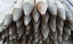 E-606 Wooden Fence Posts