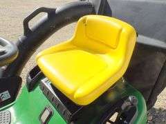 E-573 John Deere LA115 Riding Lawn Mower