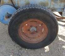 E-909  Ford 530 Baler