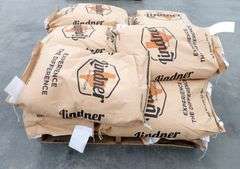 E-449 Linder Pig Show Feed