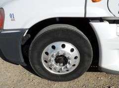 E-424 2012 Freightliner Cascadia Truck Tractor