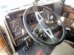 E-388  1990 Kenworth T600 Truck Tractor