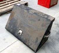 E-876 Montezuma Tool Box