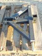E-311  3-Point Receiver Hitch