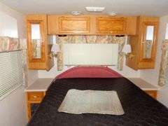 E-414 1996 34' Tiffin Allegro Bay Motor Home