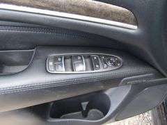 E-120  2013 Infinity JX 30 SUV