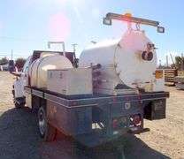 E-737  2007 Chevy C4500