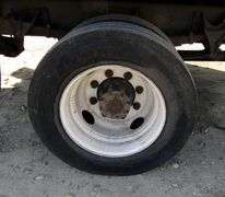 E-908  2008 Ford F-650 Roll Back Truck