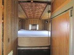E-660 2001 Cherokee 24' LQ Horse Trailer