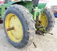 E-1124 1961 John Deere 3010 Tractor W/Loader