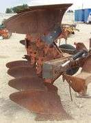 E-704  IH 4 Bottom Roll Over Plow