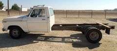 E-298 1974 Ford F350 Cab & Chassis