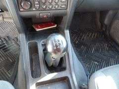 E-1039  2004 Nissan Pickup