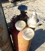 E-858 Oxygen / Acetylene Tanks