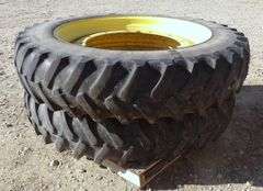 E-672 Tractor Tires & Wheels