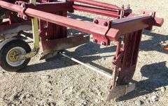 E-101  Parma 3-Point Onion Lifter