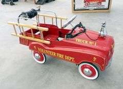 E-1121  Limited Edition Pedal Fire Truck