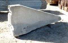E-1123  Jersey Barrier End Cap