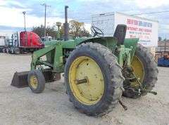 E-1124 1961 John Deere 3010 Tractor W/Loader