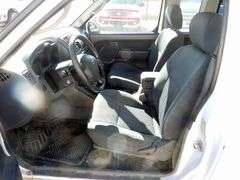 E-1039  2004 Nissan Pickup