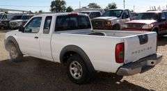 E-1039  2004 Nissan Pickup