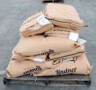 E-448 Linder Pig Show Feed