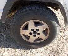 E-1129 1995 Jeep Cherokee