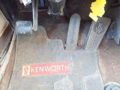 E-388  1990 Kenworth T600 Truck Tractor