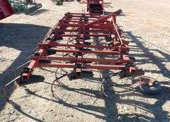 E-106 Case 4500 Vibra Shank 3-Point