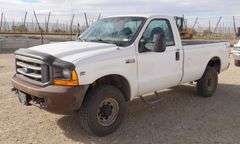 E-736  2001 Ford F-250 Pickup