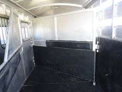 E-660 2001 Cherokee 24' LQ Horse Trailer