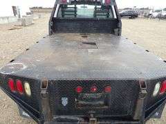 E-173 2004 Ford F-250 Extended Cab Flatbed Pickup
