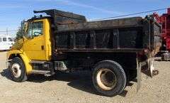E-1224 1996 Freightliner FL70 Dump Truck