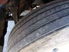 E-1188 1986 Freightliner Truck