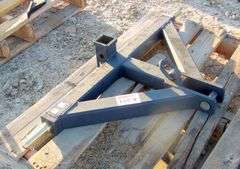 E-311  3-Point Receiver Hitch