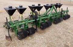 E-113 3-Point Onion Planter