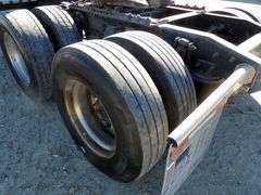 E-707 2010 Freightliner Cascadia Truck Tractor