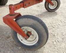 E-426 Heston 8400 Swather