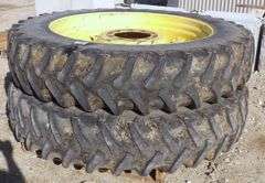 E-673 Tractor Tires & Wheels