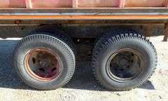 E-1061 1981 Chevy Dump Truck